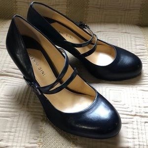 Navy Gianni Bini Crisscross Strap Heels